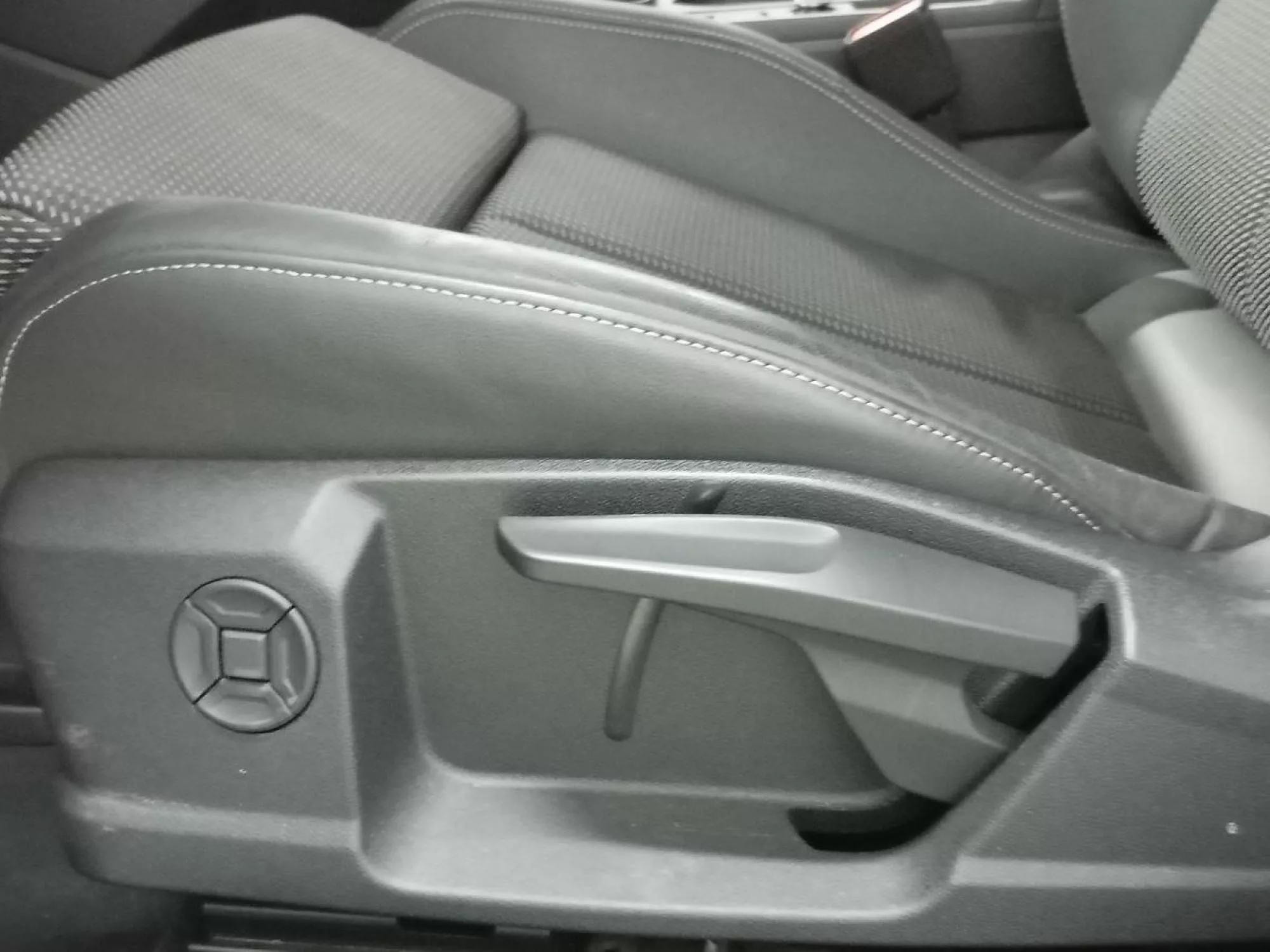 AUDI A3 Hibrido enchufable 2025 segunda-mano Jaén