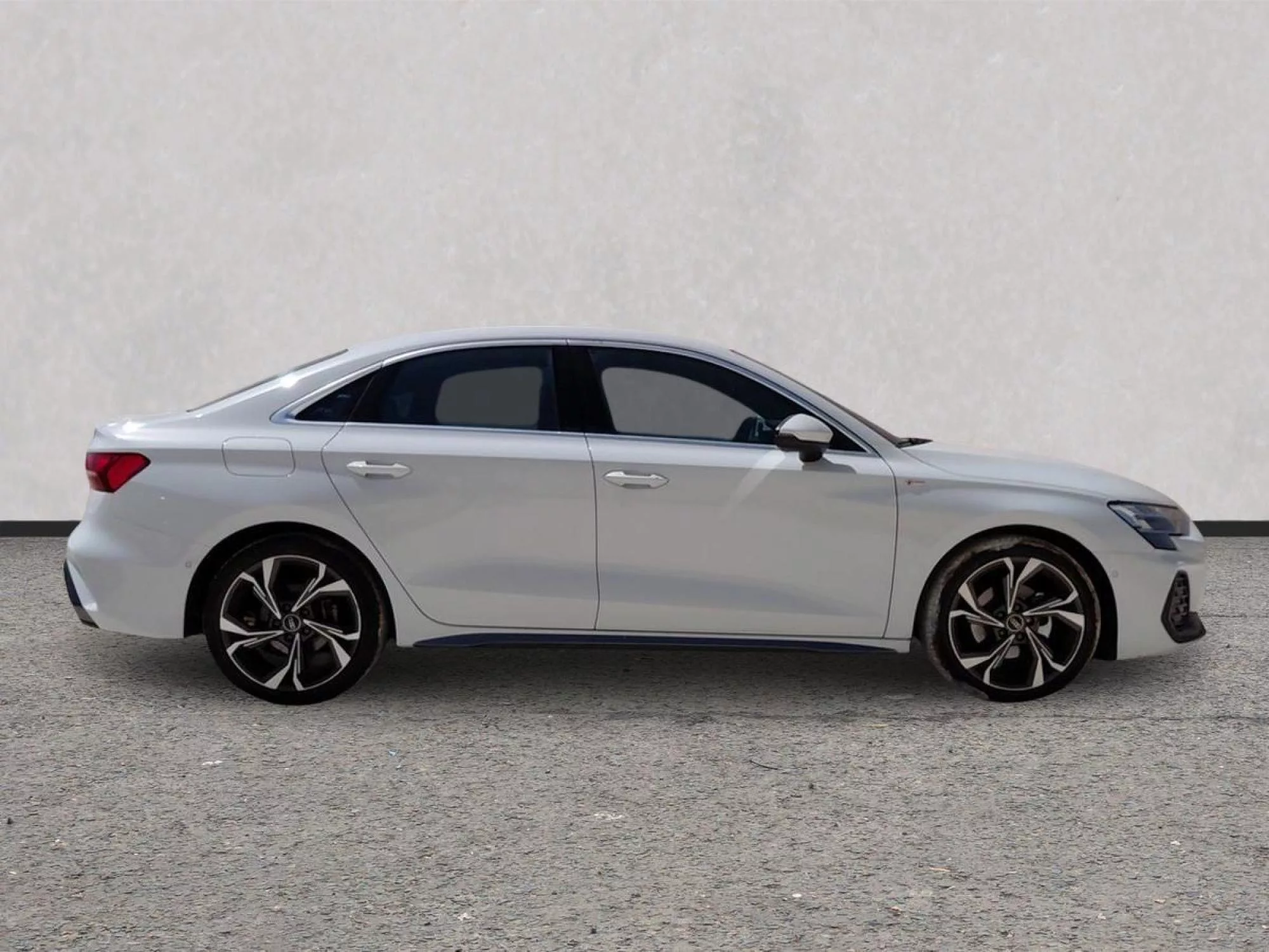 AUDI A3 SEDAN Diesel 2025 segunda-mano Jaén