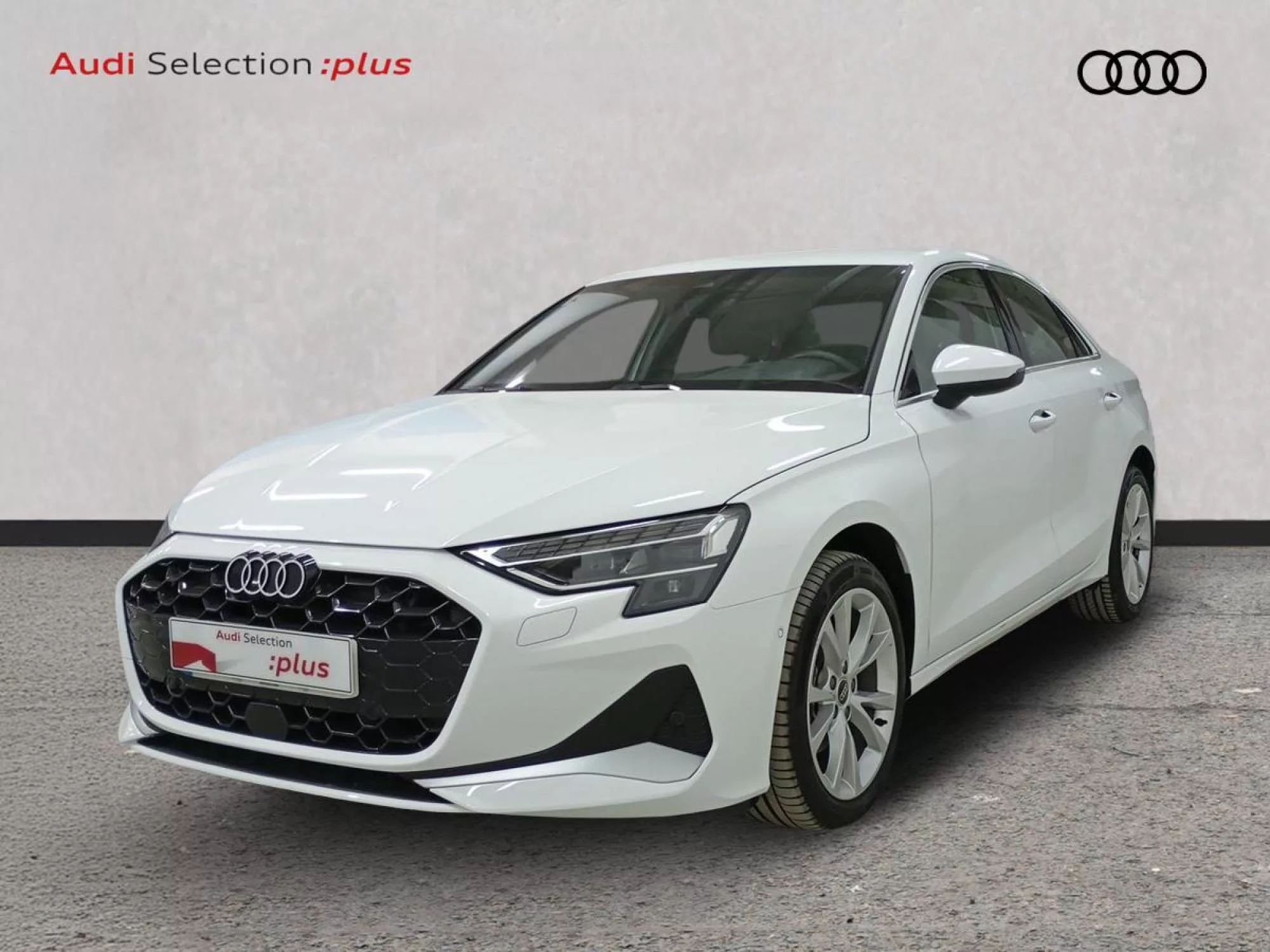 AUDI A3 SEDAN Gasolina 2025 segunda-mano Jaén