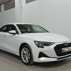 AUDI A3 SEDAN Gasolina 2025 segunda-mano Jaén