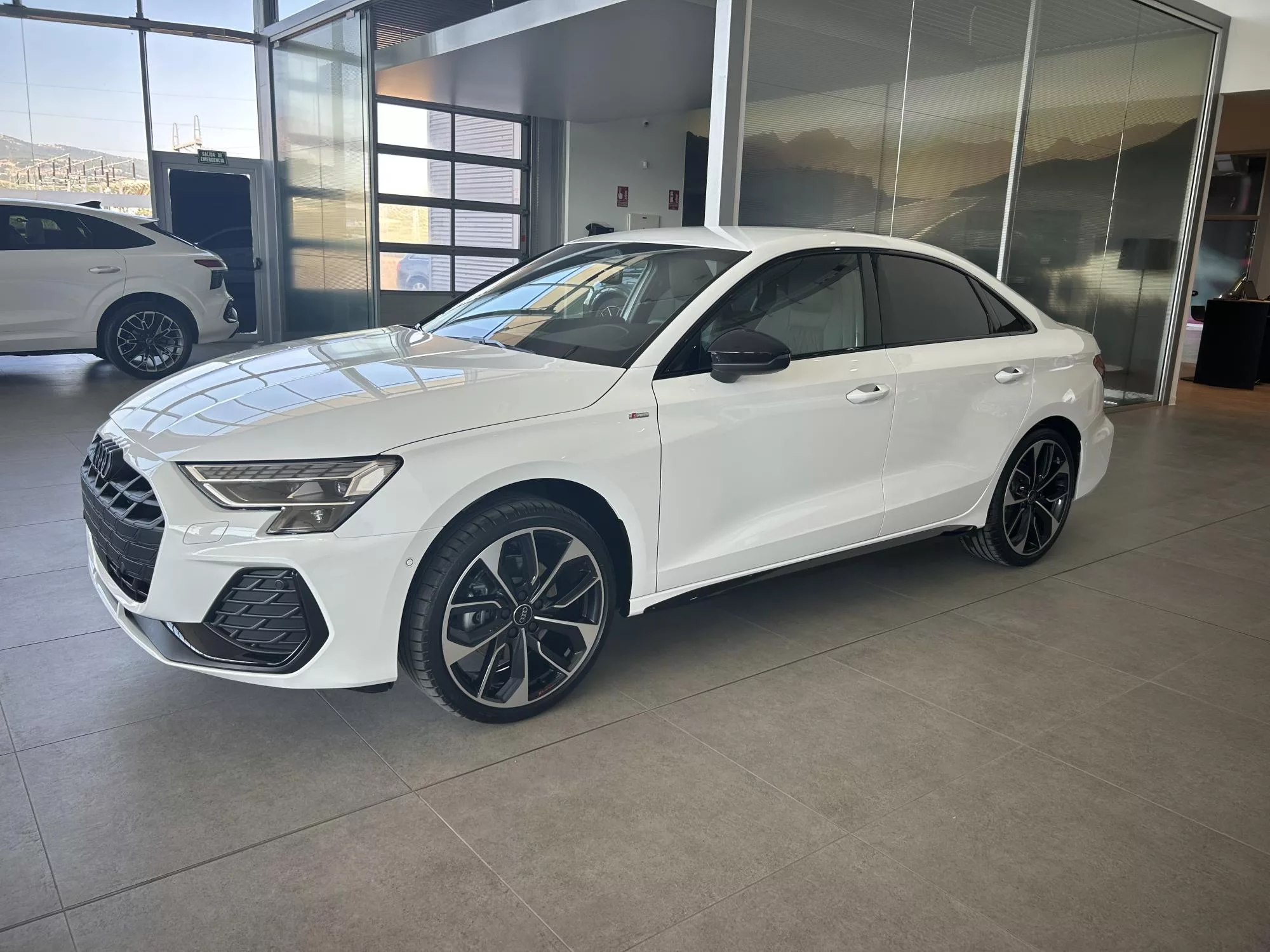 AUDI A3 SEDAN Gasolina nuevo entrega inmediata Jaén
