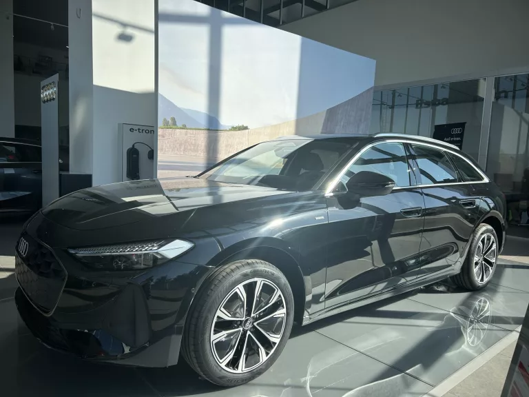 AUDI A5 AVANT Hibrido enchufable nuevo entrega inmediata Jaén
