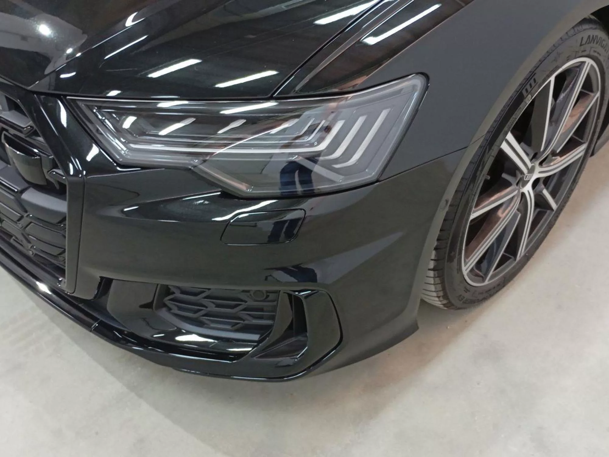 AUDI A6 AVANT Hibrido 2025 km 0 Jaén