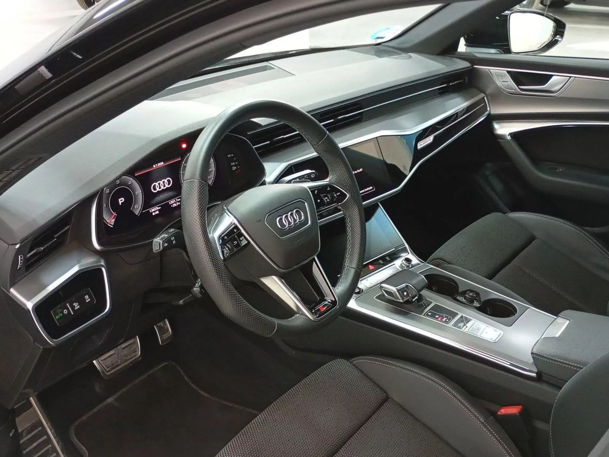 AUDI A6 AVANT Hibrido 2025 km 0 Jaén