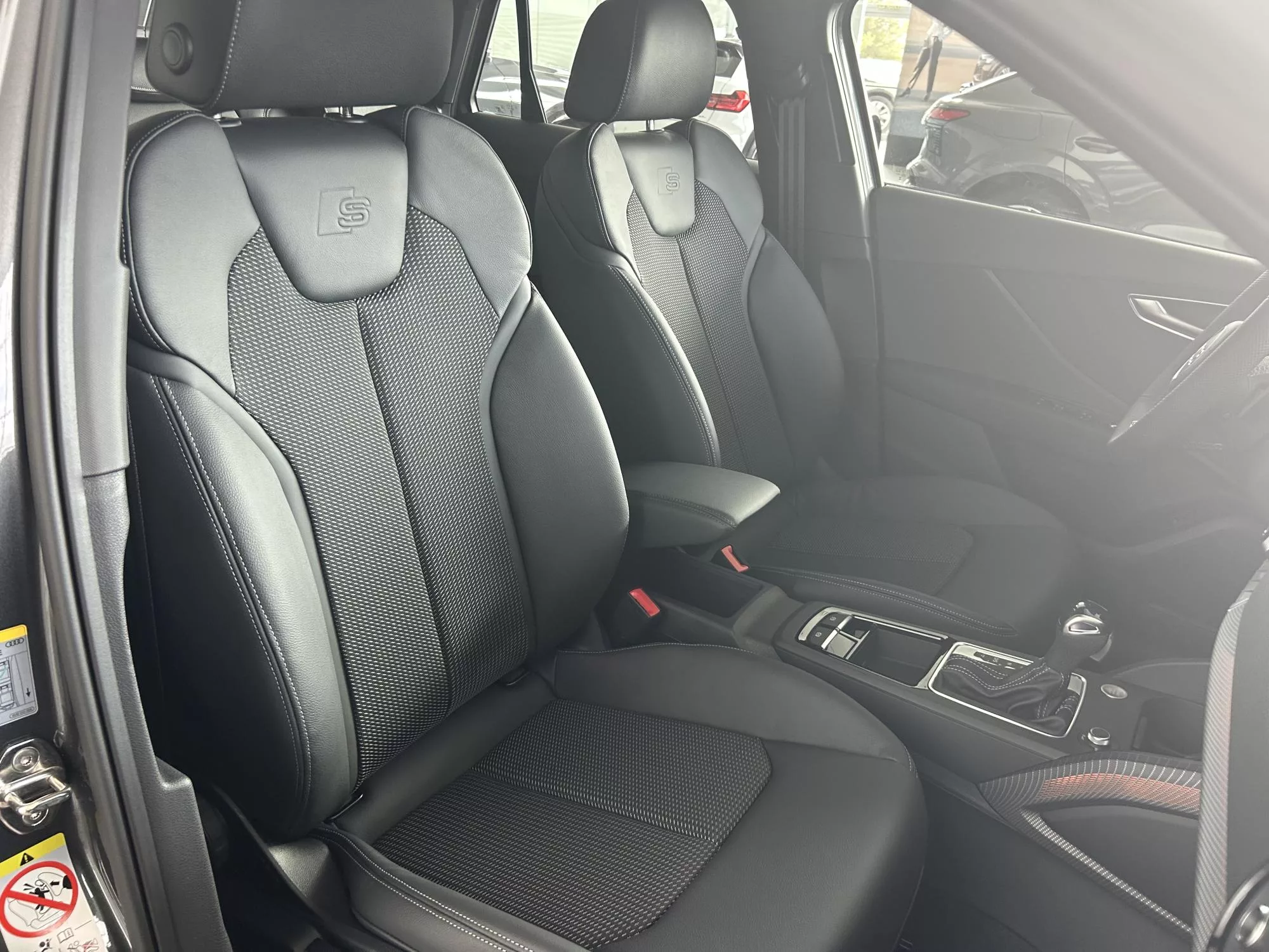 AUDI Q2 Gasolina nuevo entrega inmediata Jaén