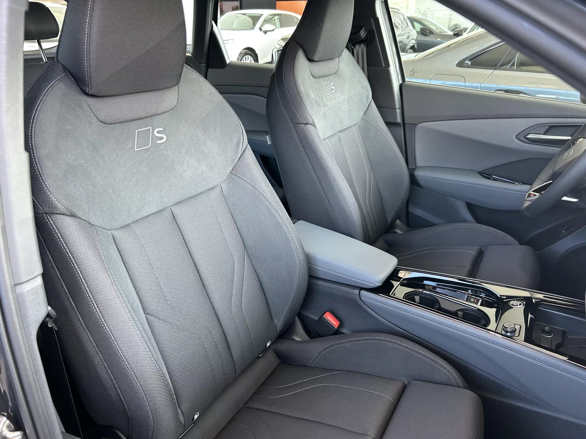 AUDI Q3 Gasolina nuevo entrega inmediata Jaén