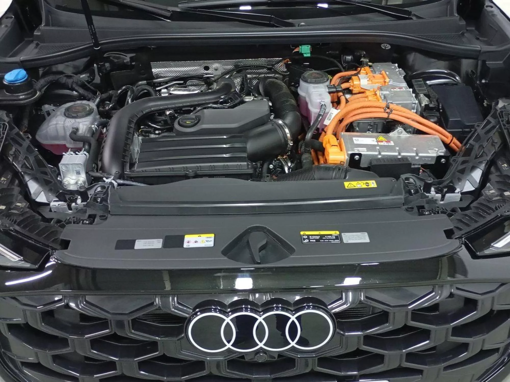 AUDI Q3 Hibrido enchufable 2026 km 0 Jaén