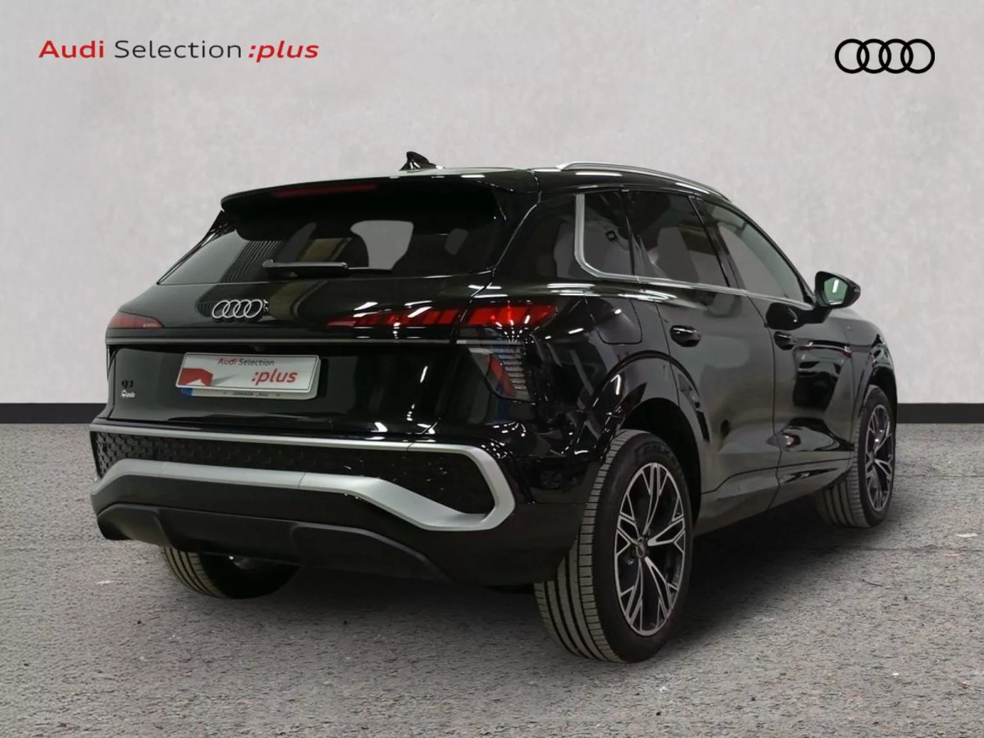 AUDI Q3 Hibrido enchufable 2026 km 0 Jaén