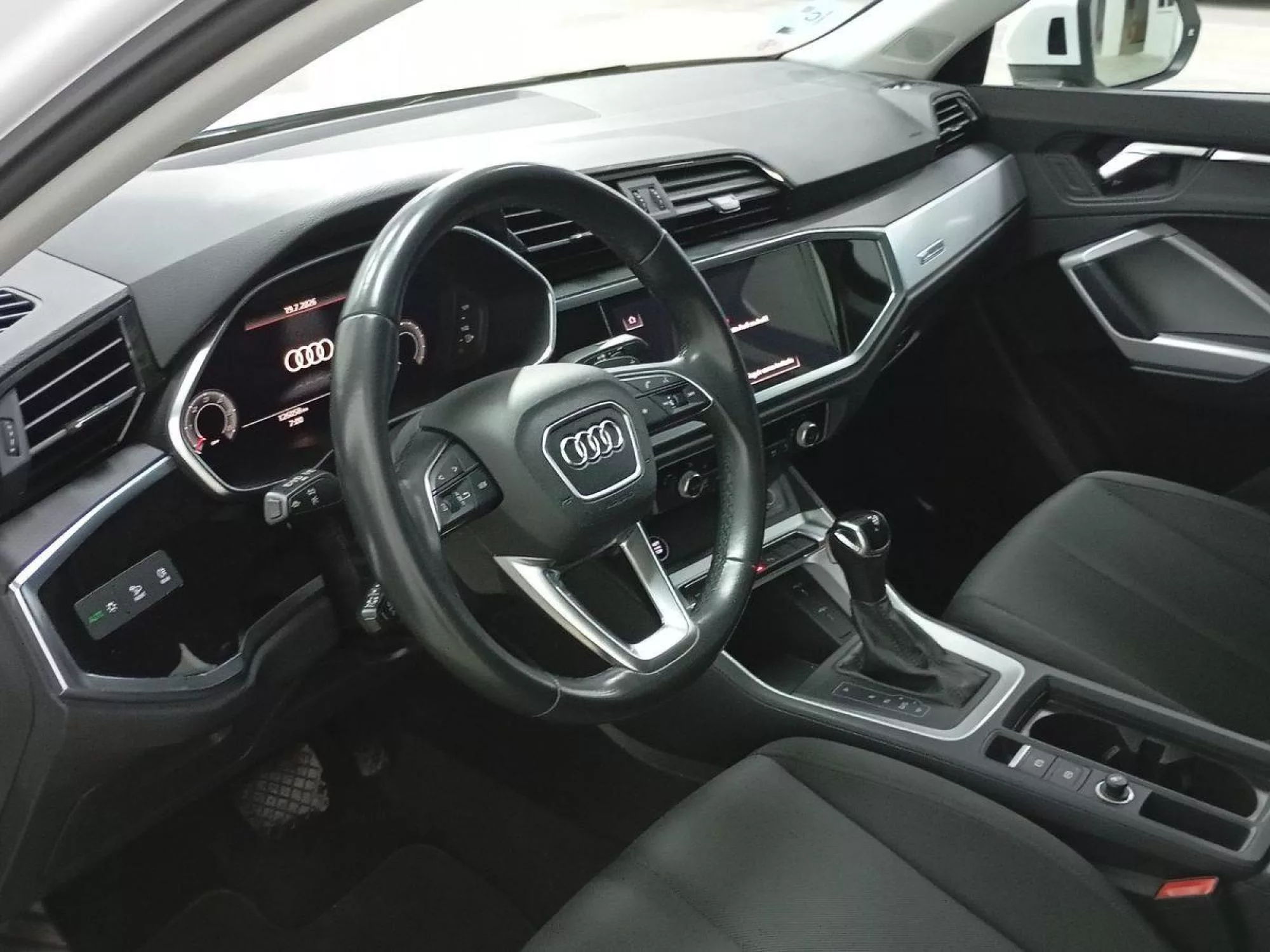 AUDI Q3 Sportback Diesel 2023 segunda-mano Jaén