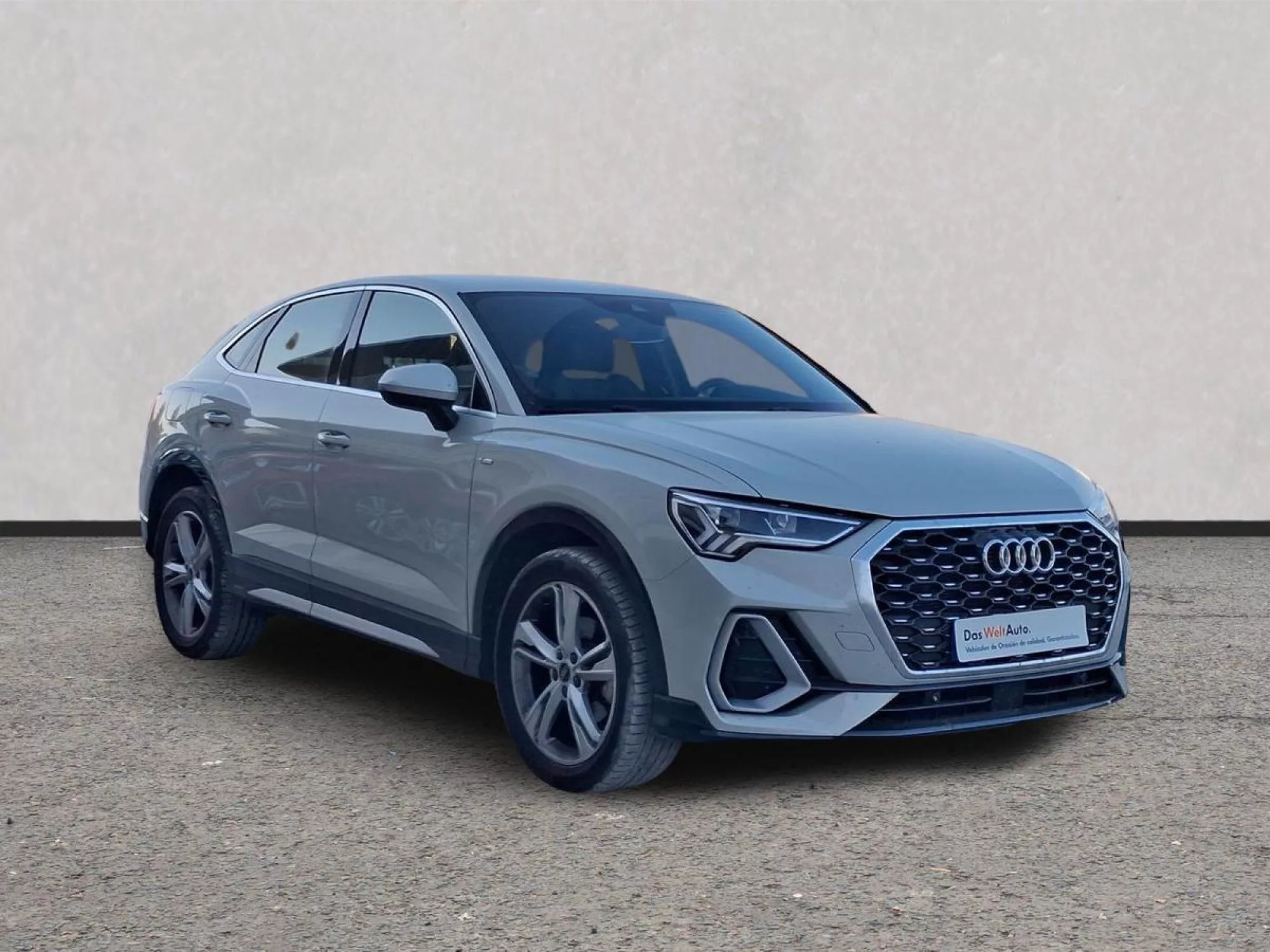 AUDI Q3 Sportback Gasolina 2023 segunda-mano Jaén