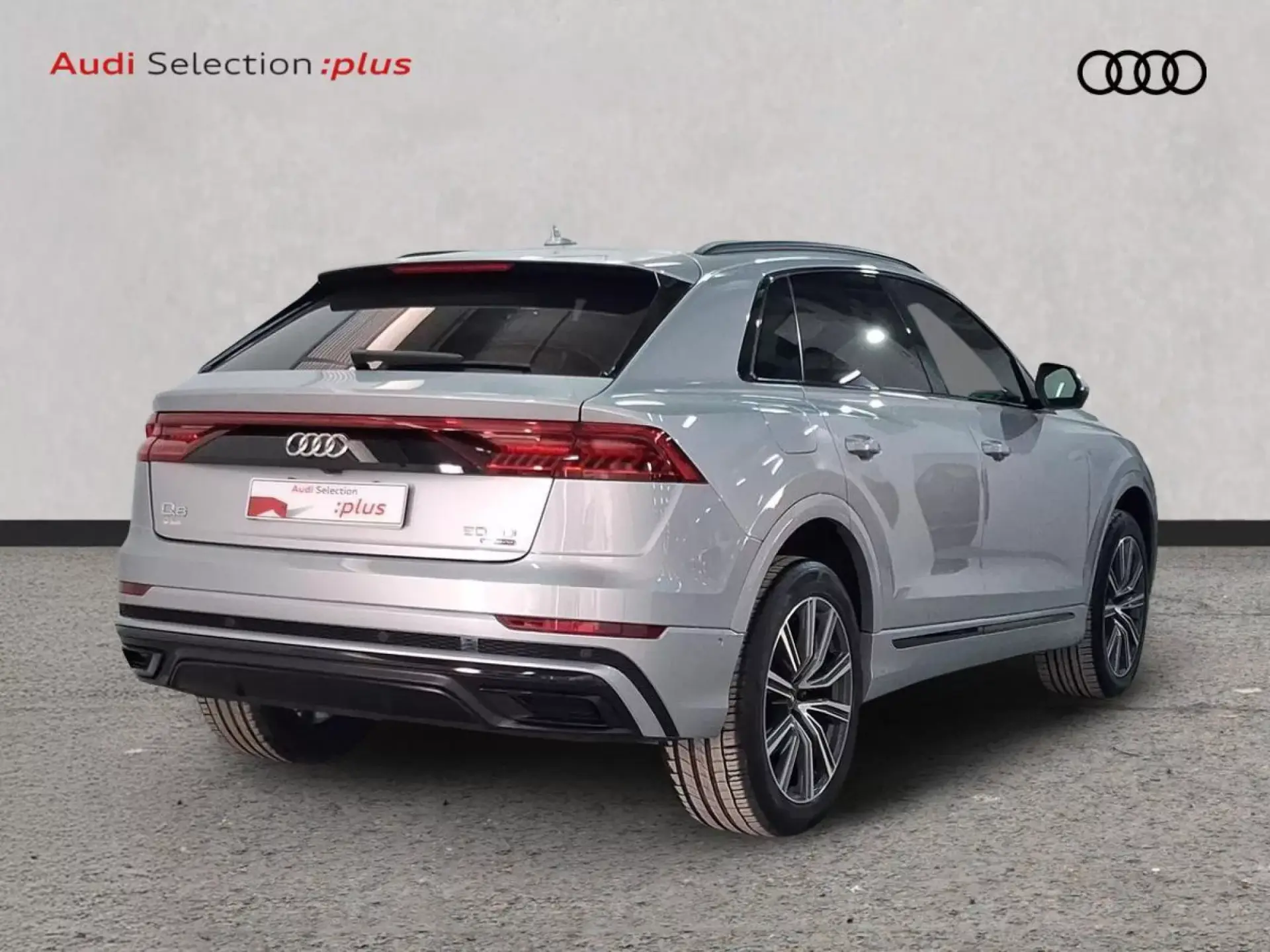 AUDI Q8 Hibrido 2022 segunda-mano Jaén