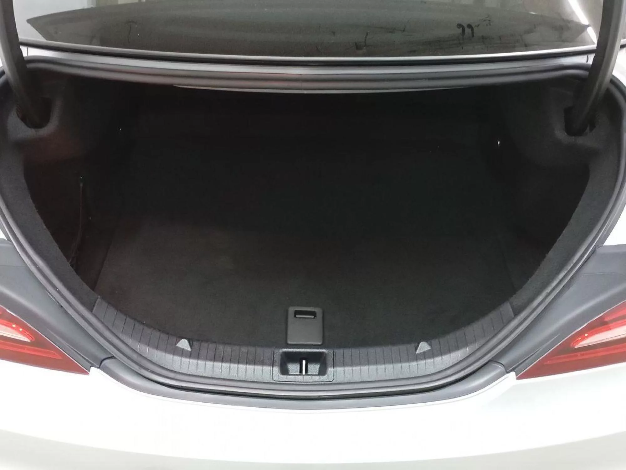 MERCEDES CLA Diesel 2019 segunda-mano Jaén
