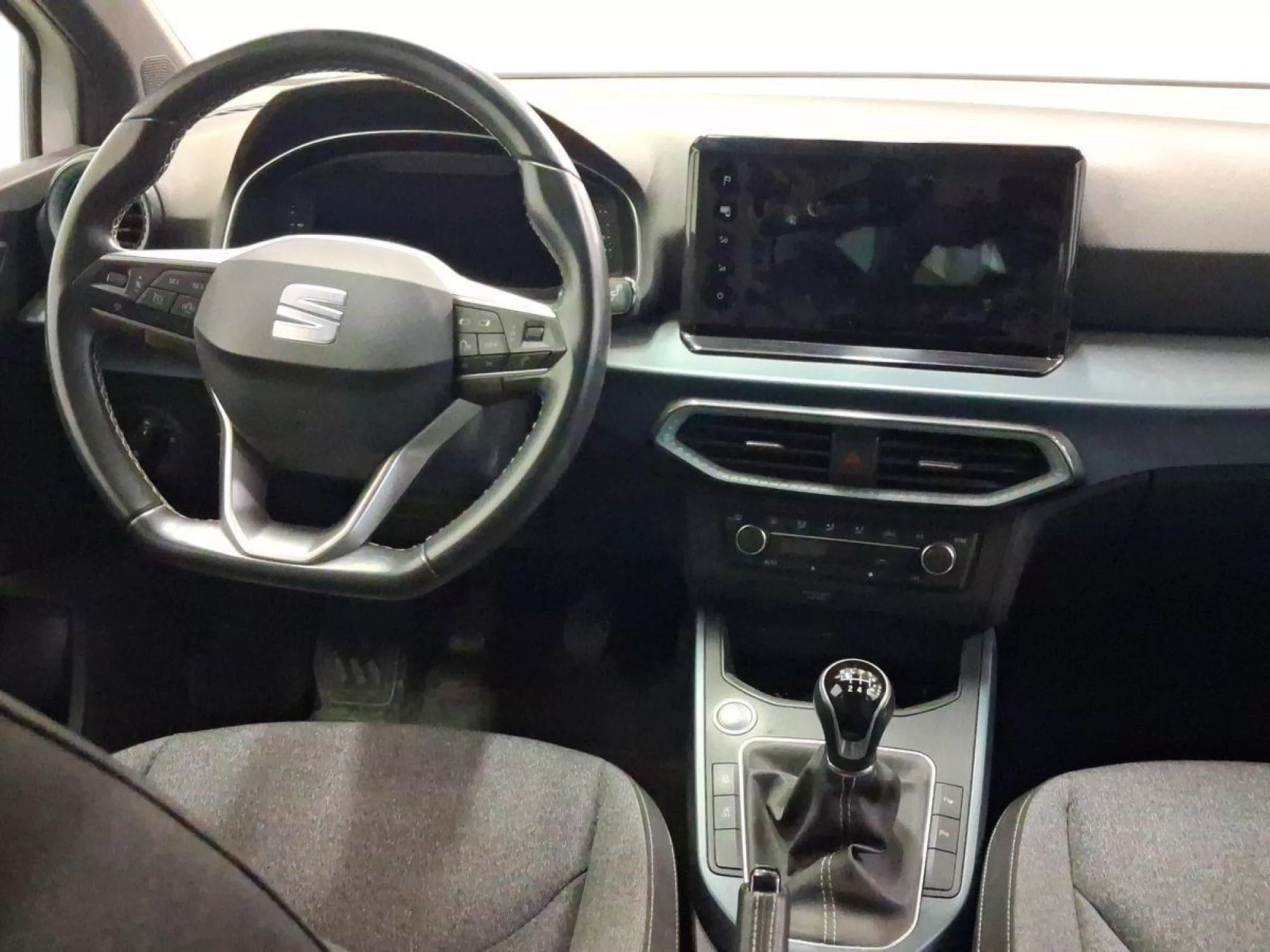 SEAT ARONA Gasolina 2022 segunda-mano Jaén
