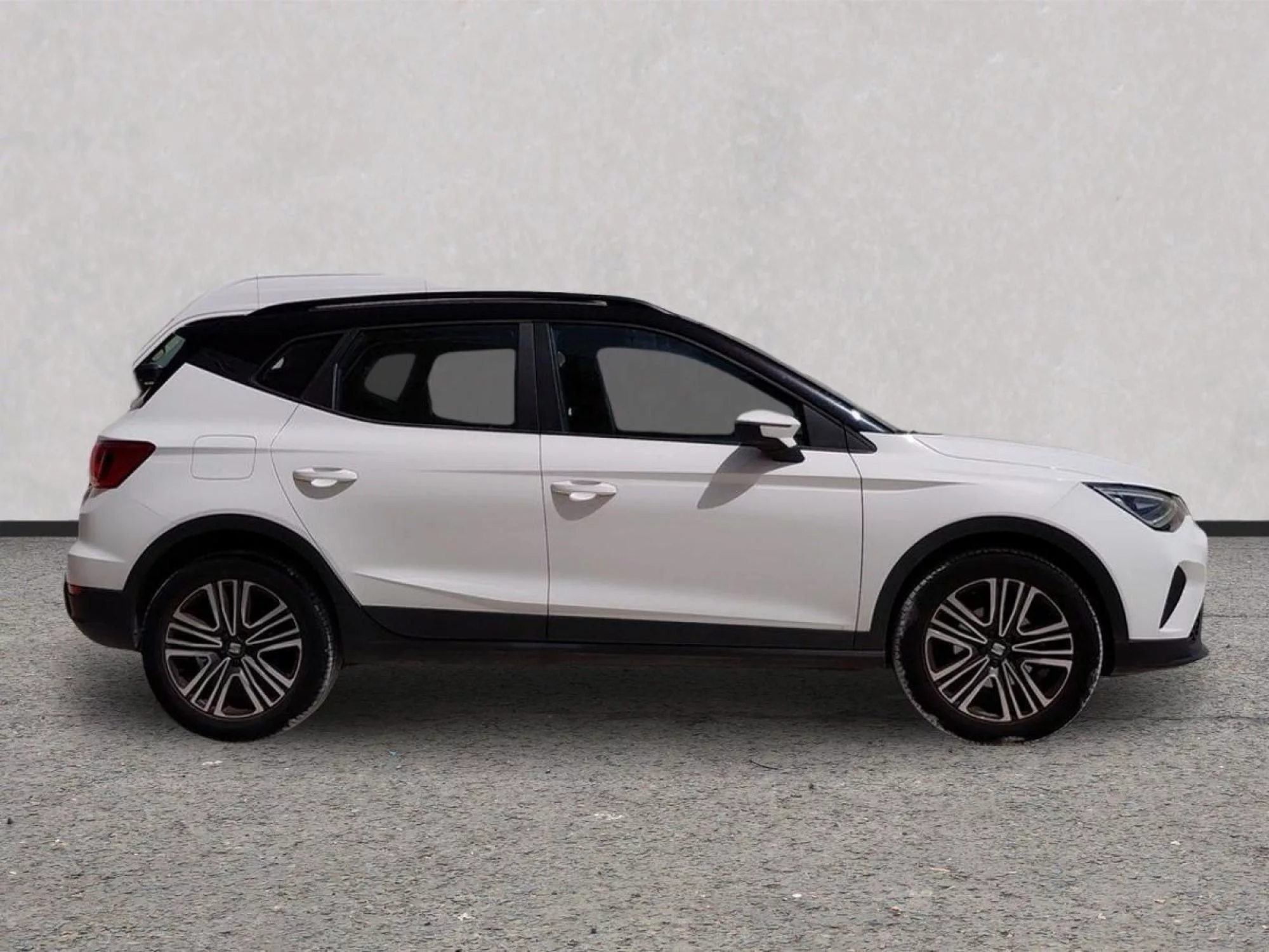 SEAT ARONA Gasolina 2022 segunda-mano Jaén