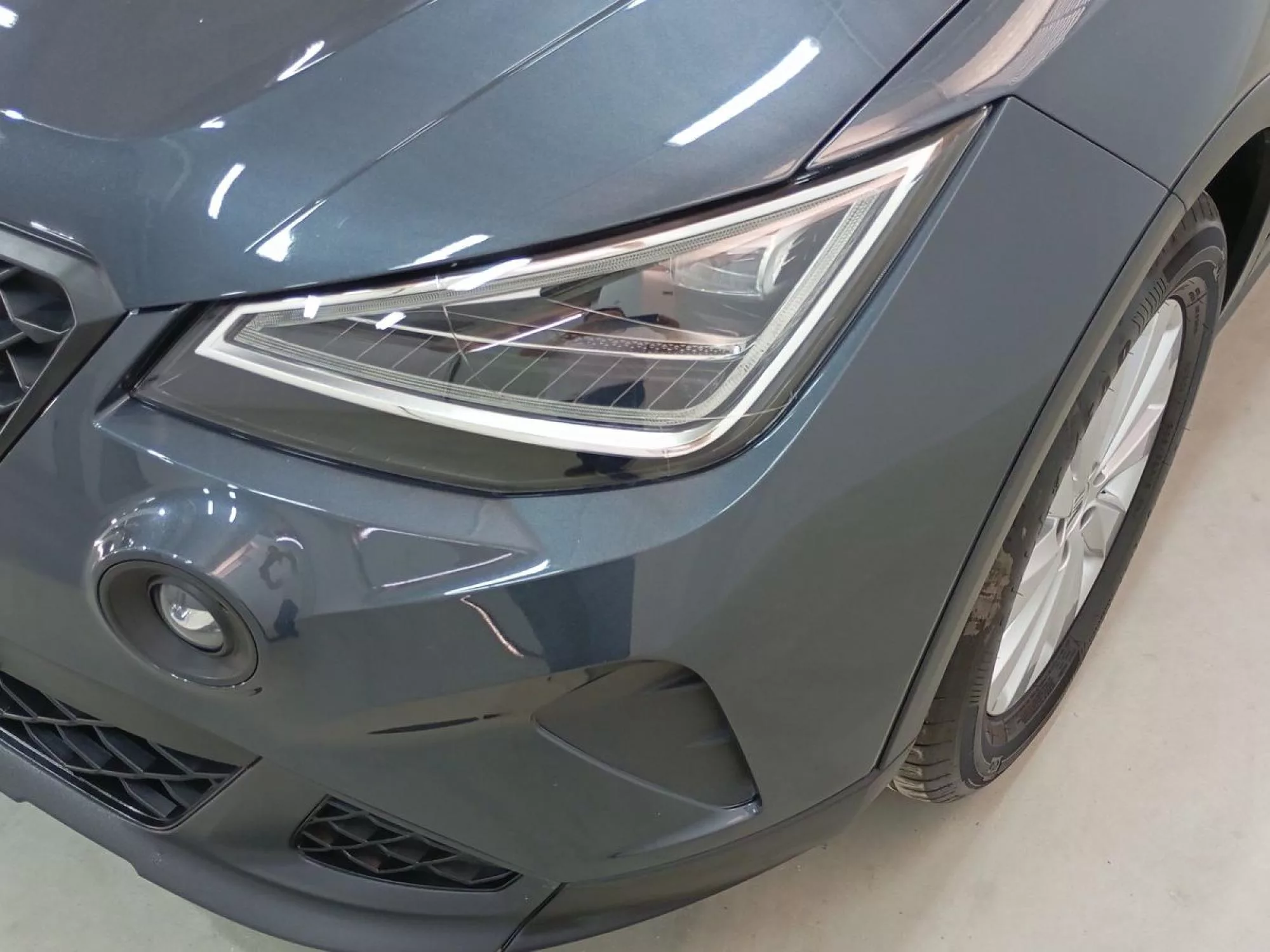 SEAT ARONA Gasolina 2025 segunda-mano Granada