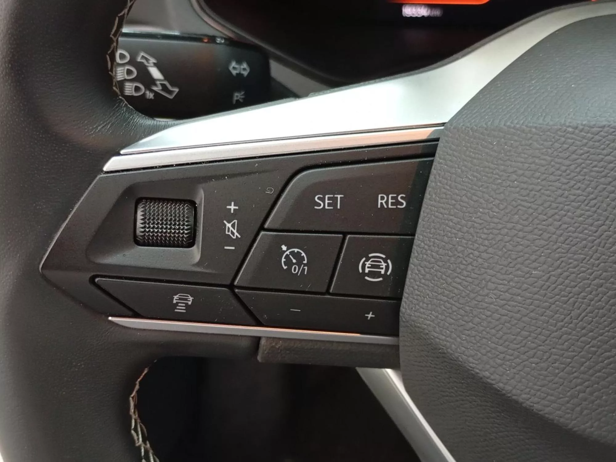 SEAT ARONA Gasolina 2025 segunda-mano Jaén