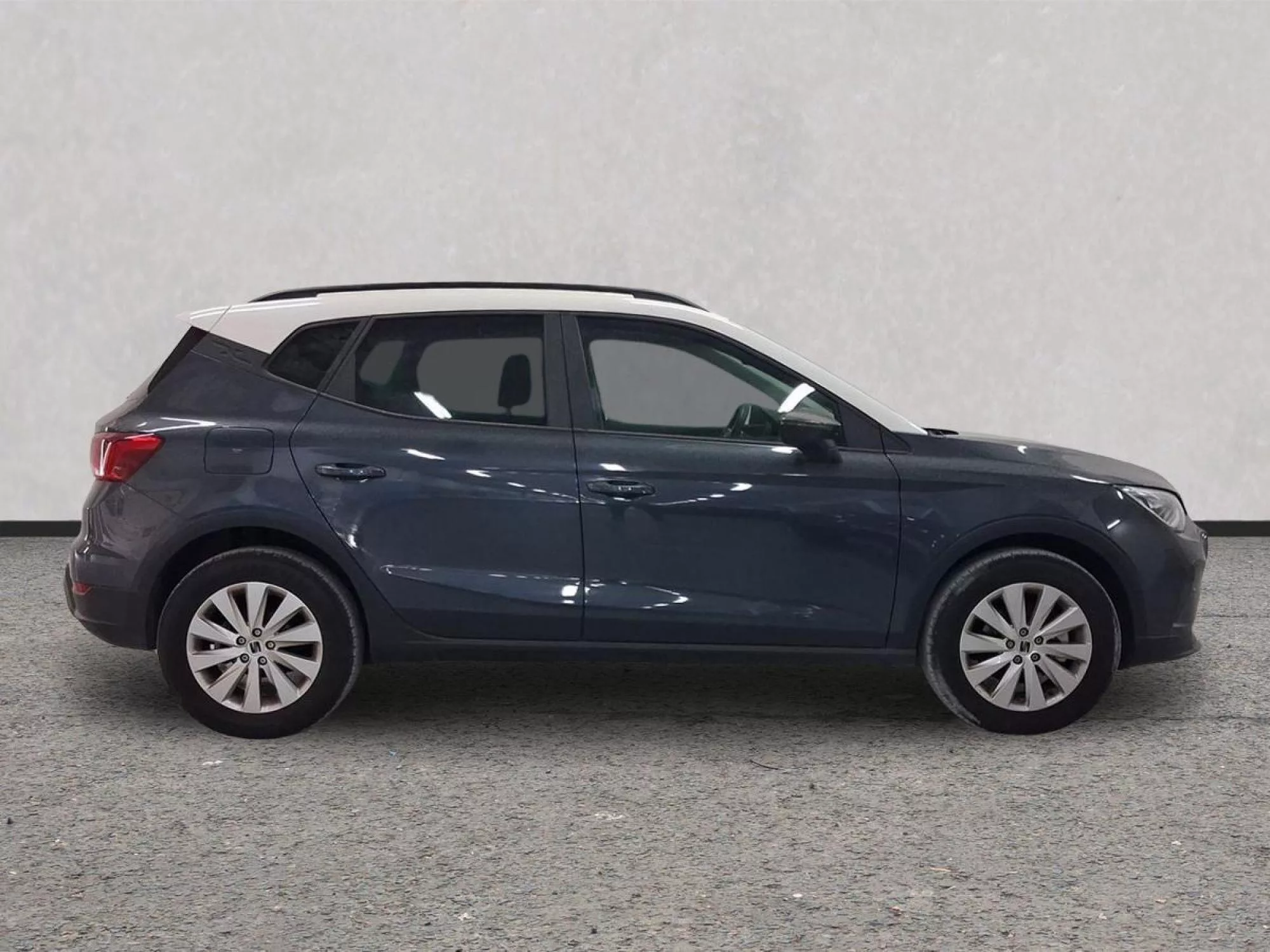 SEAT ARONA Gasolina 2025 segunda-mano Jaén