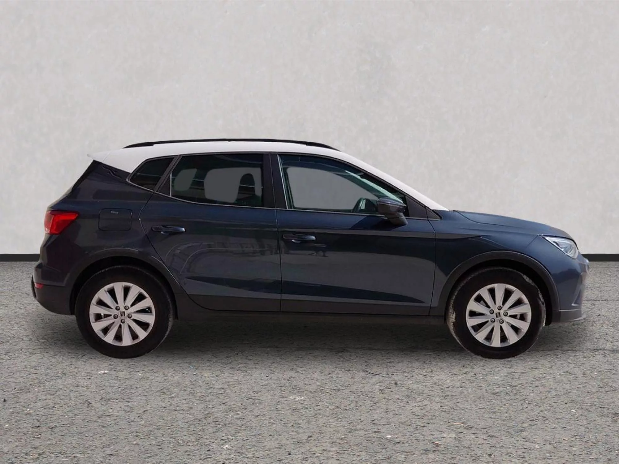 SEAT ARONA Gasolina 2025 segunda-mano Jaén