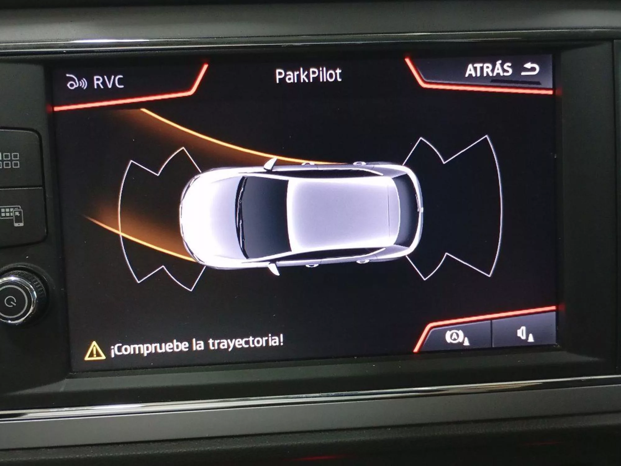 SEAT LEON Gasolina 2020 segunda-mano Jaén