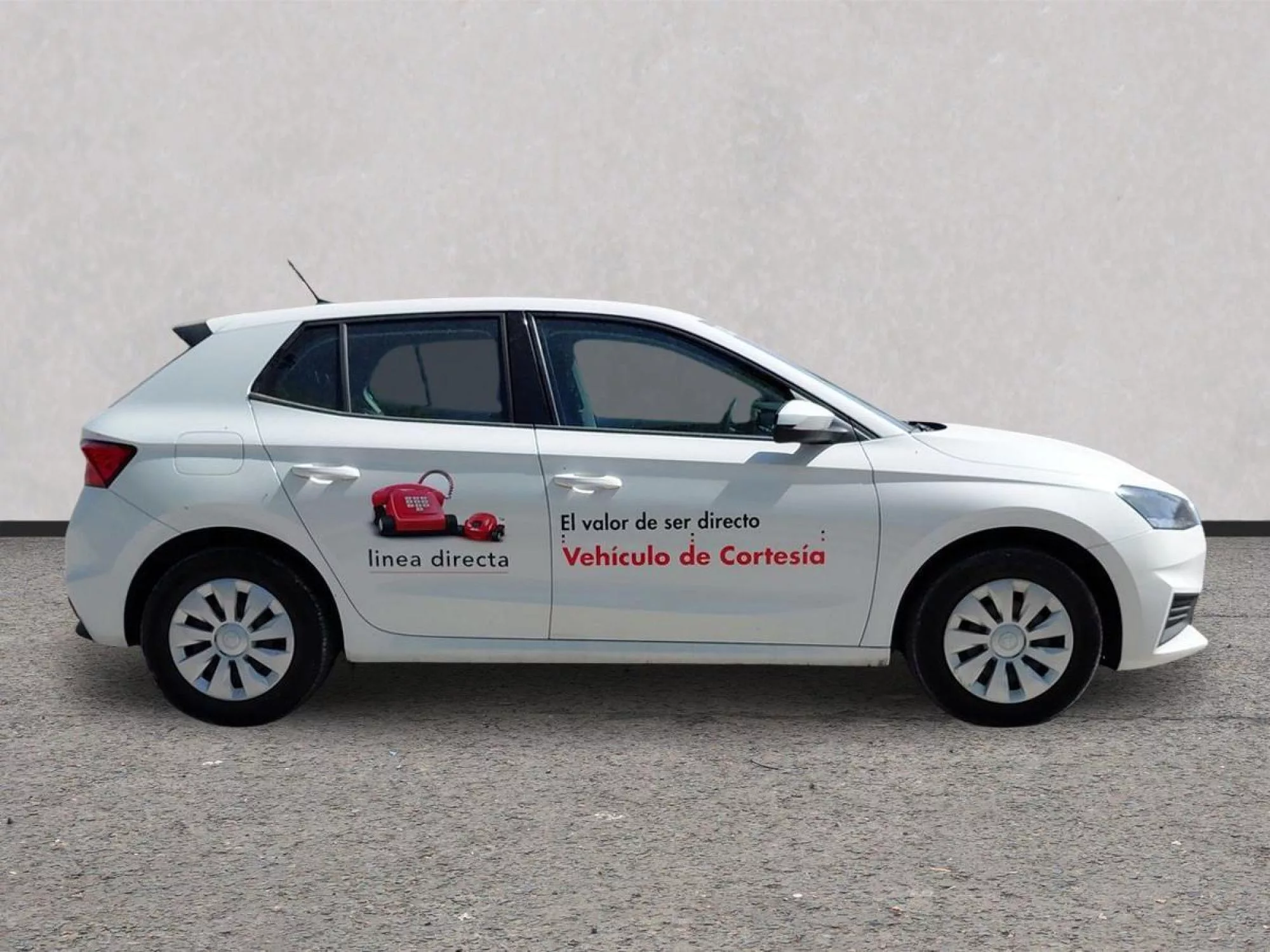 SKODA FABIA Gasolina 2023 segunda-mano Jaén