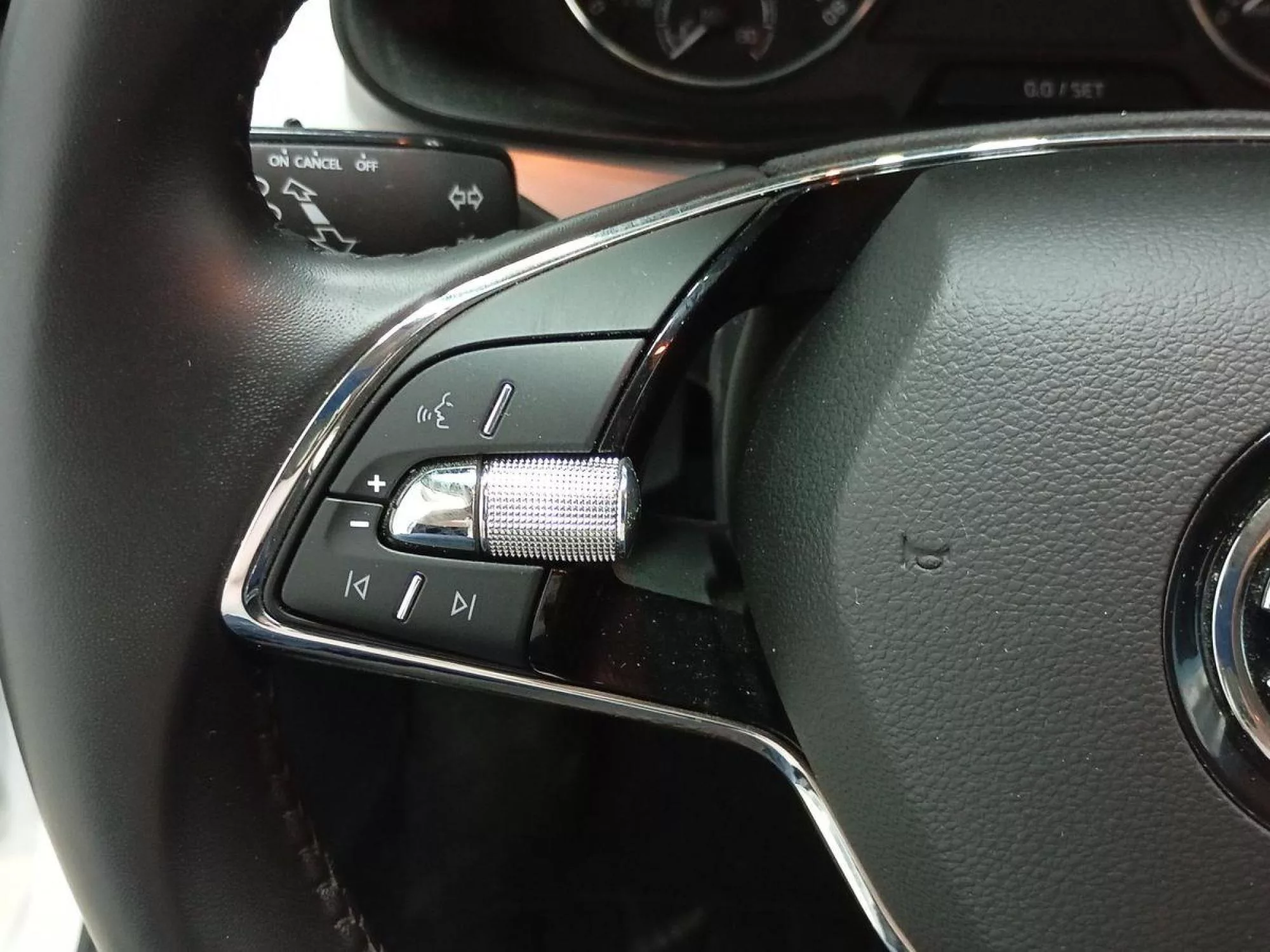 SKODA KAMIQ Gasolina 2022 segunda-mano Jaén