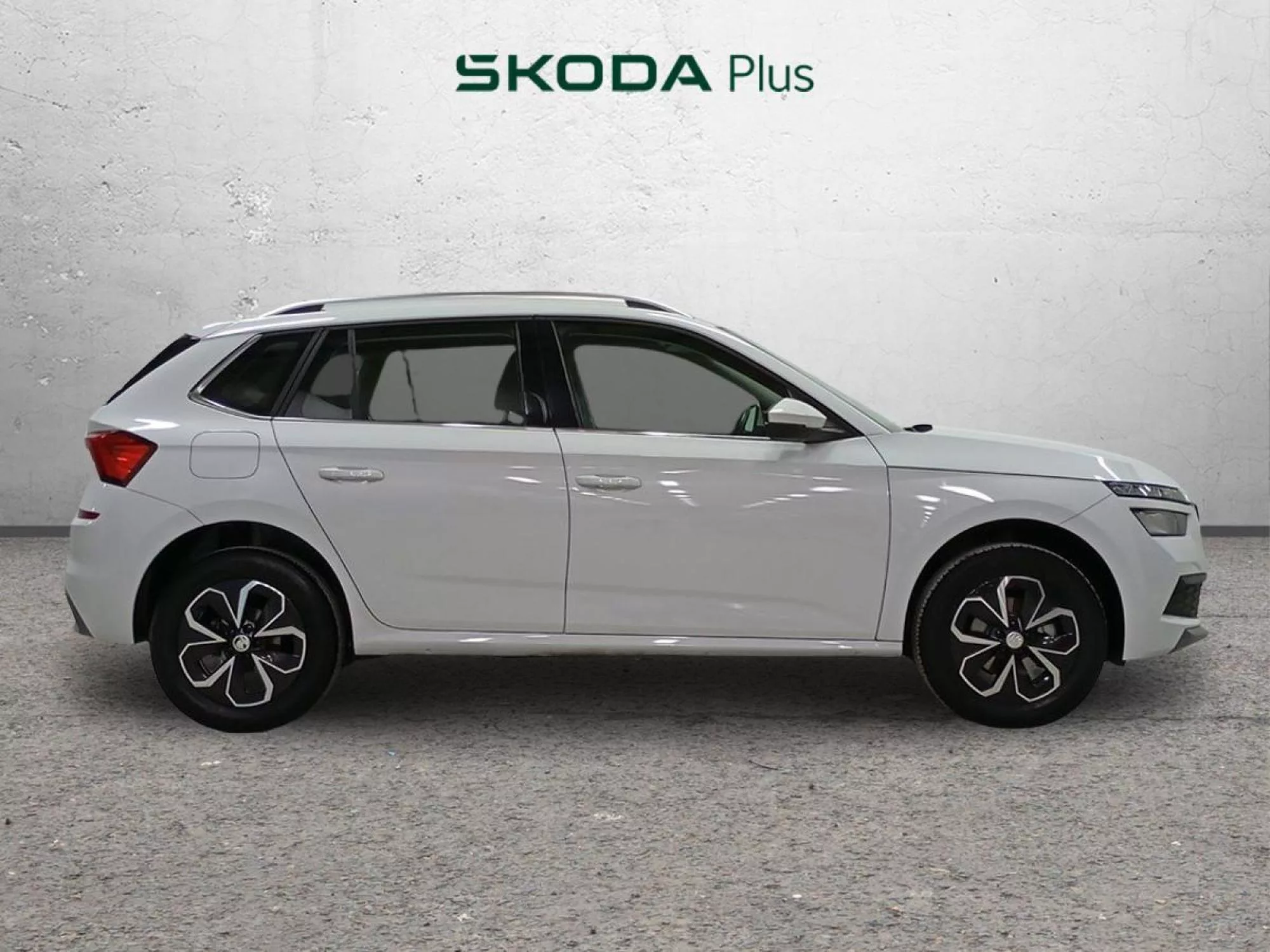 SKODA KAMIQ Gasolina 2022 segunda-mano Jaén