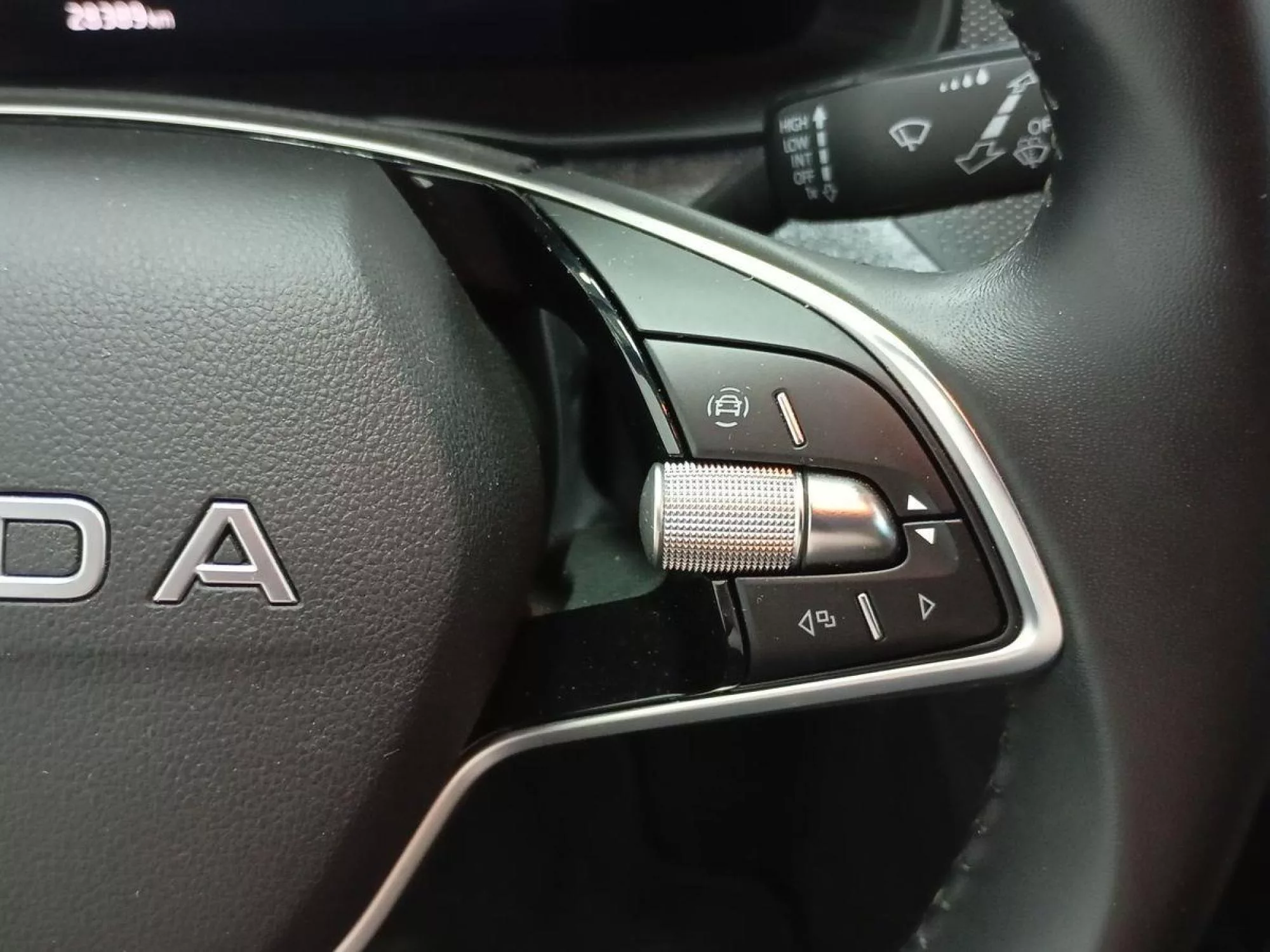 SKODA SCALA Gasolina 2025 segunda-mano Jaén