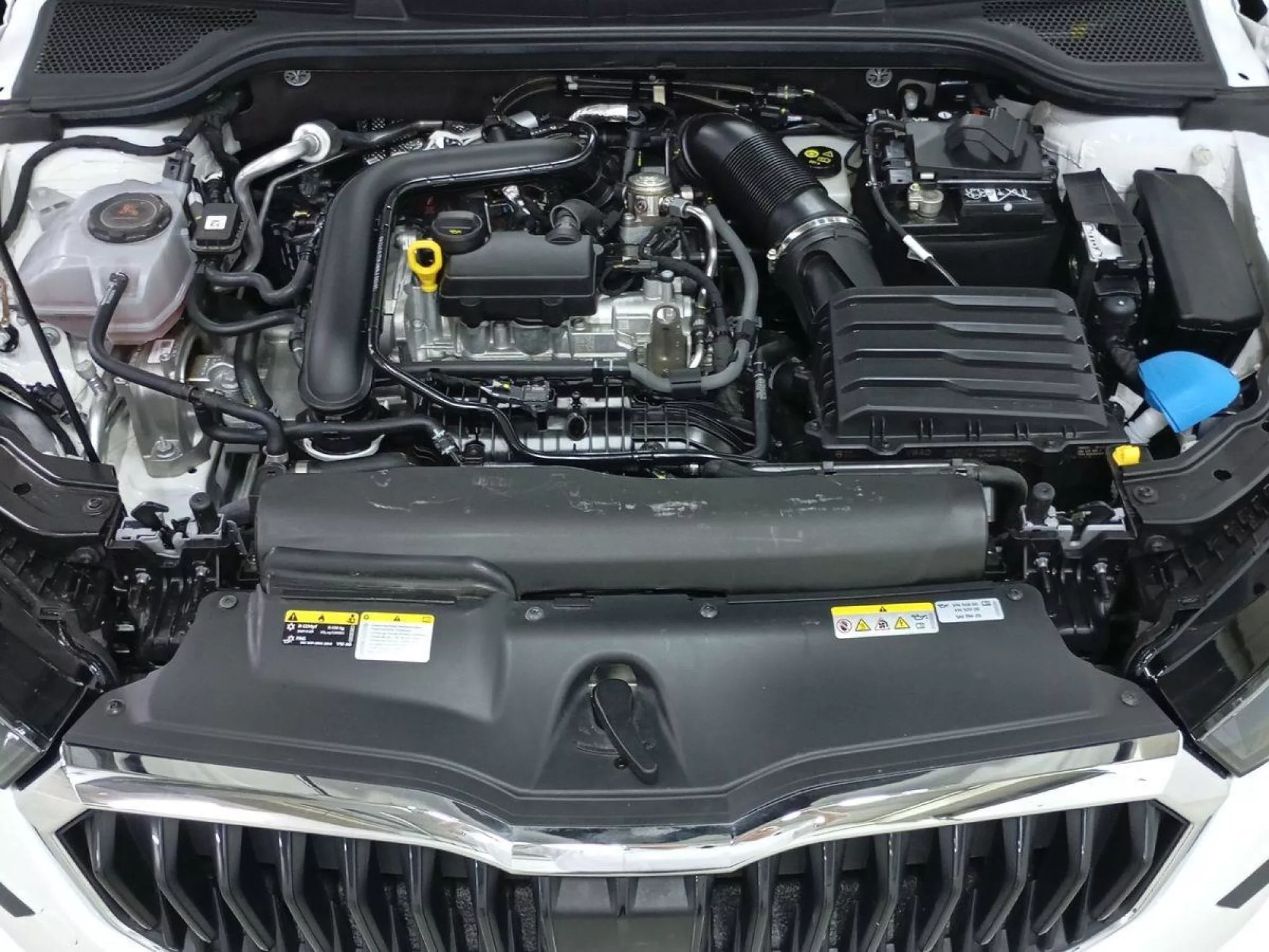 SKODA SCALA Gasolina 2025 segunda-mano Jaén