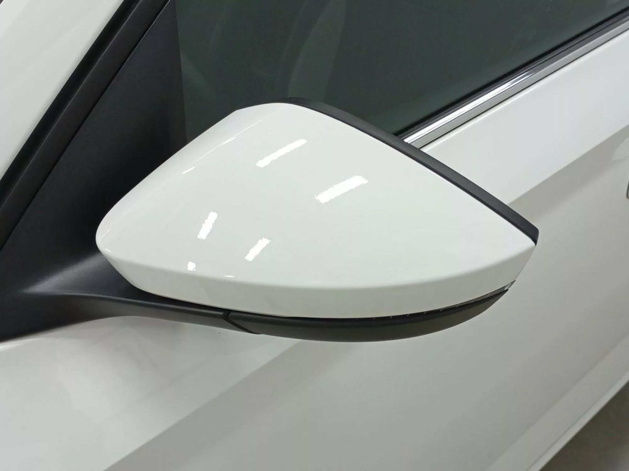 SKODA SCALA Gasolina 2025 segunda-mano Jaén