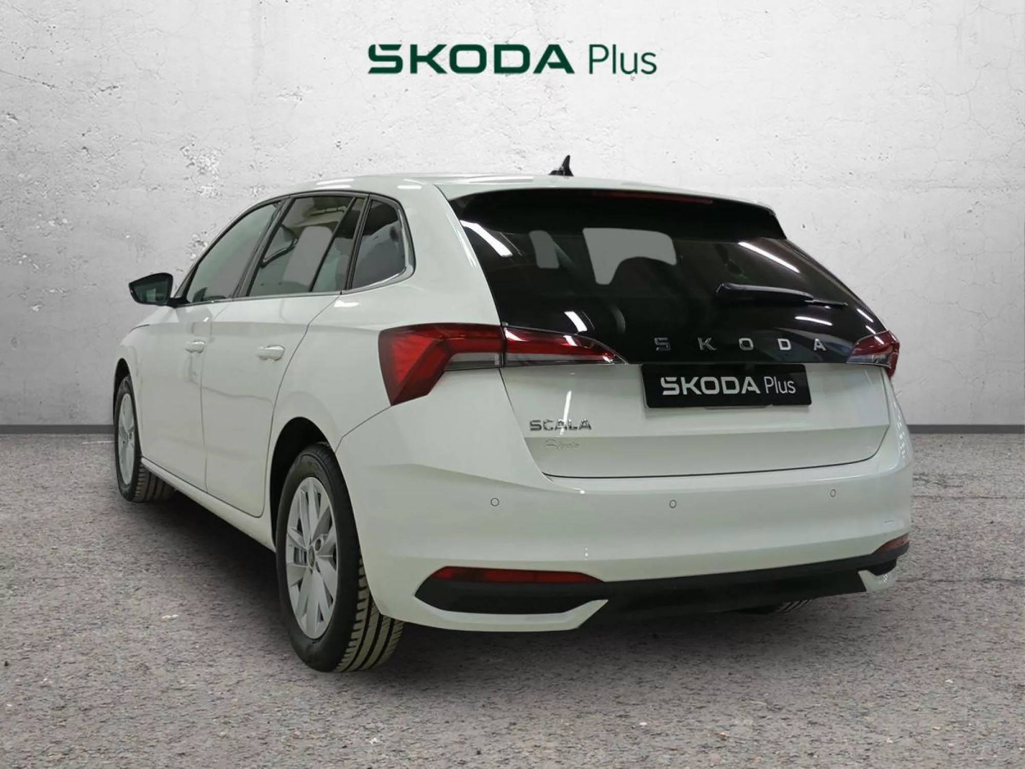 SKODA SCALA Gasolina 2025 segunda-mano Jaén