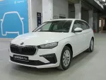 SKODA SCALA Gasolina 2025 segunda-mano Jaén