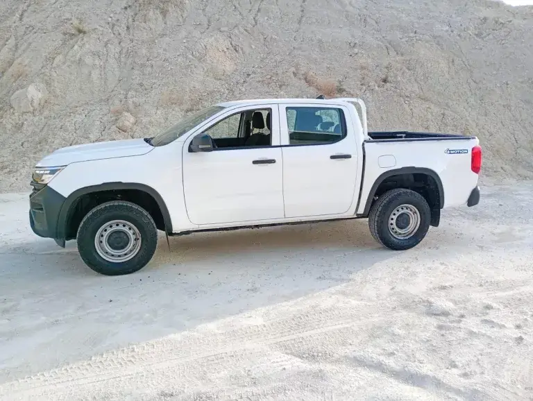 VOLKSWAGEN AMAROK Diesel 2025 segunda-mano Jaén