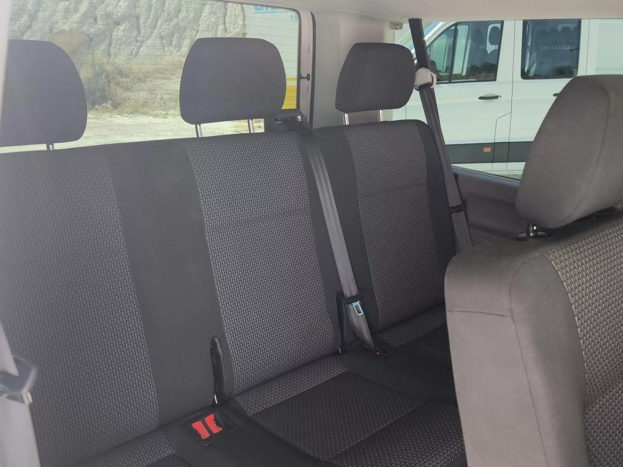 VOLKSWAGEN CARAVELLE Diesel 2025 segunda-mano Jaén
