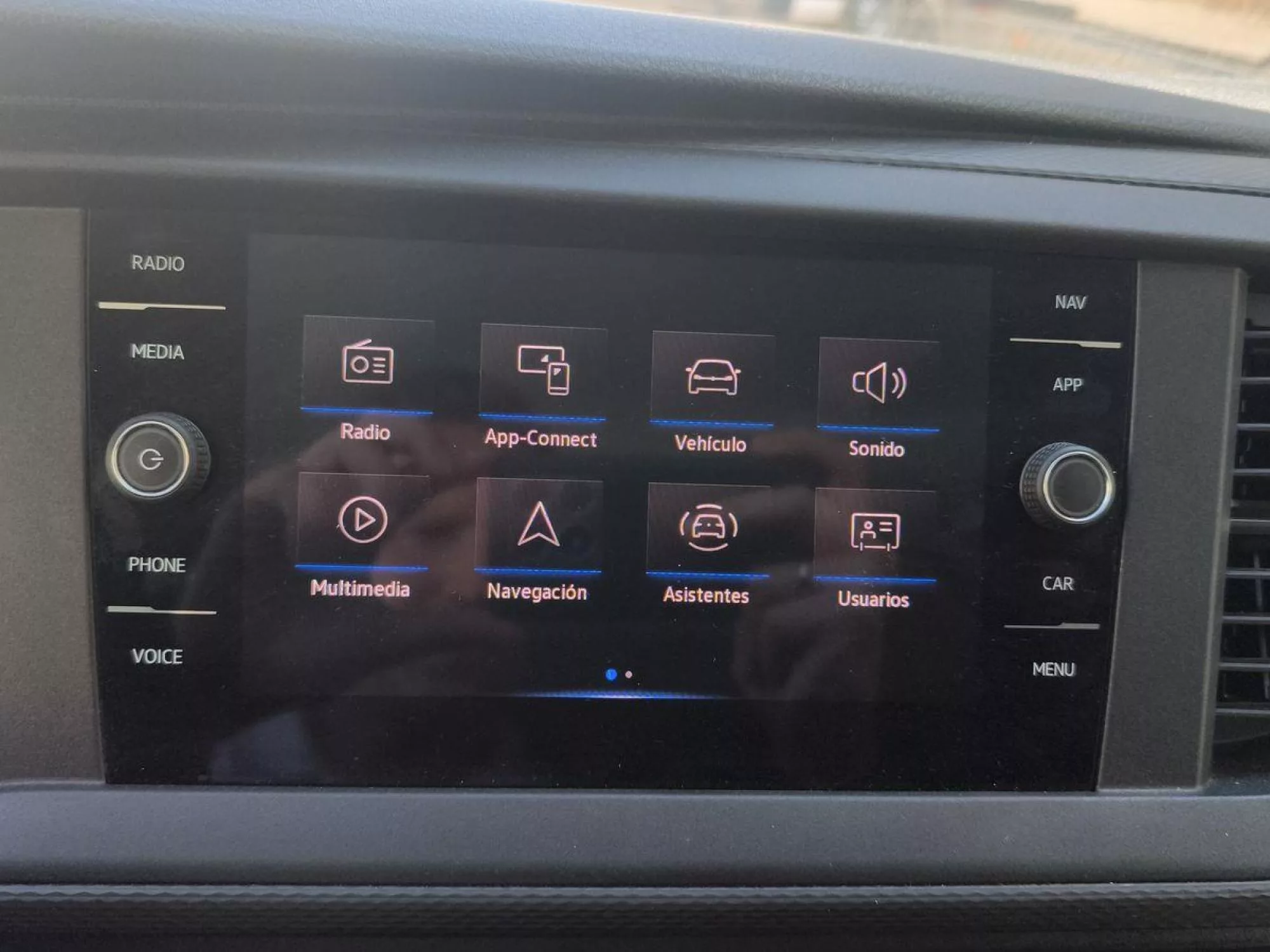 VOLKSWAGEN CARAVELLE Diesel 2025 segunda-mano Jaén
