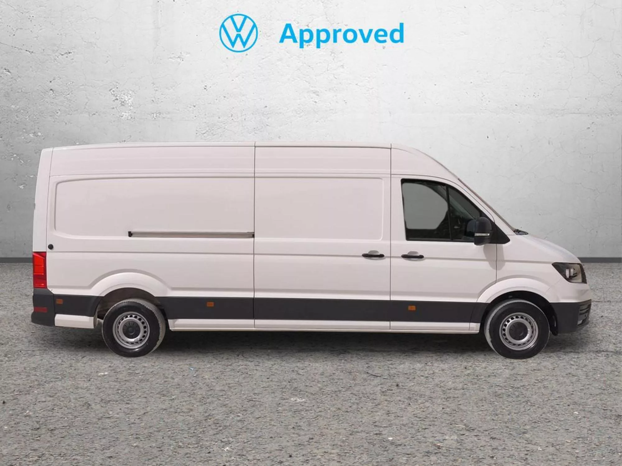VOLKSWAGEN CRAFTER FURGON Diesel 2025 segunda-mano Jaén