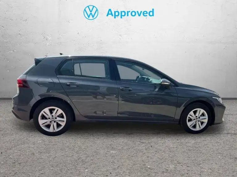 VOLKSWAGEN GOLF Diesel 2025 km 0 Jaén