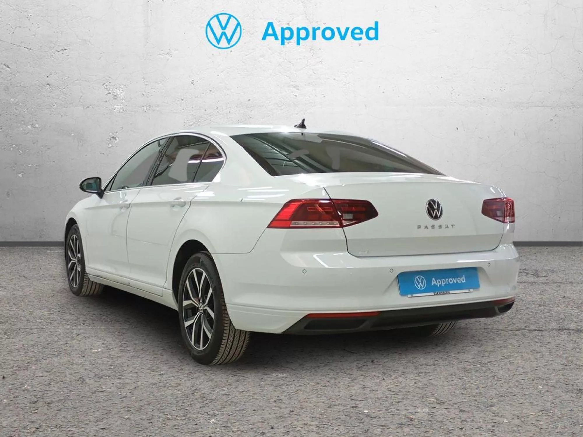 VOLKSWAGEN PASSAT Diesel 2022 segunda-mano Jaén