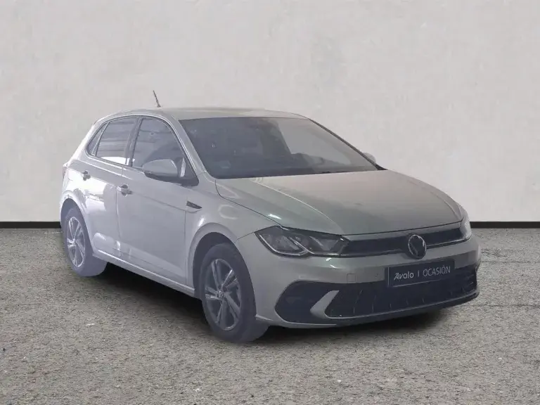 VOLKSWAGEN POLO Gasolina 2024 segunda-mano Jaén
