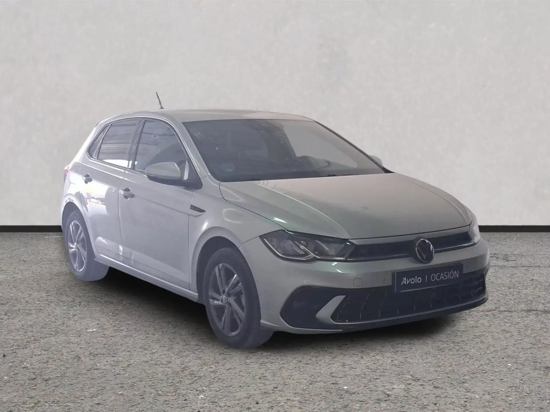 VOLKSWAGEN POLO Gasolina 2024 segunda-mano Jaén