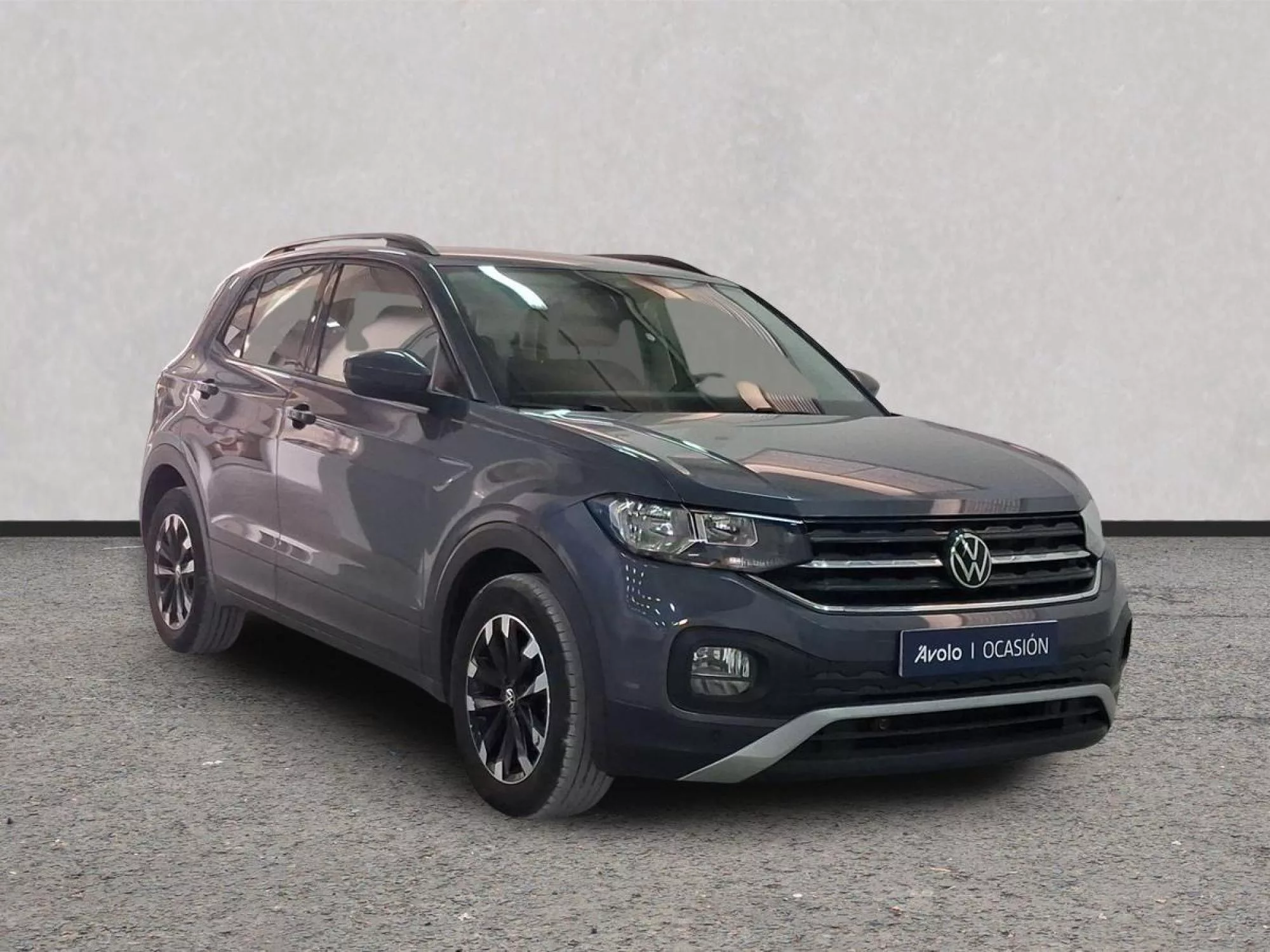 VOLKSWAGEN T-CROSS Gasolina 2023 segunda-mano Jaén