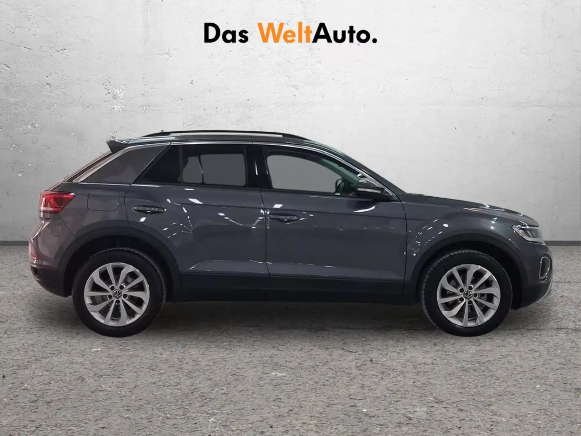 VOLKSWAGEN T-ROC Diesel 2024 segunda-mano Jaén