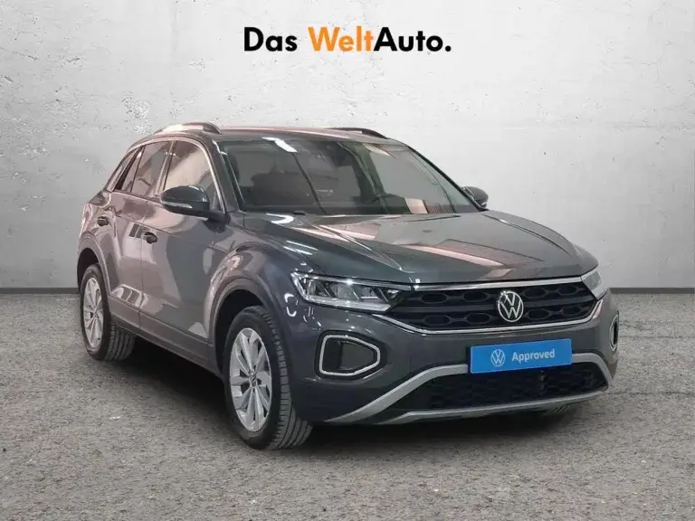 VOLKSWAGEN T-ROC Diesel 2024 segunda-mano Jaén