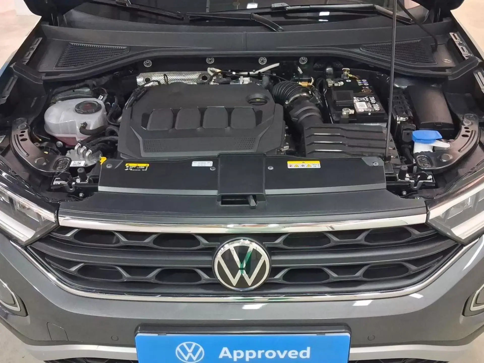 VOLKSWAGEN T-ROC Diesel 2024 segunda-mano Jaén