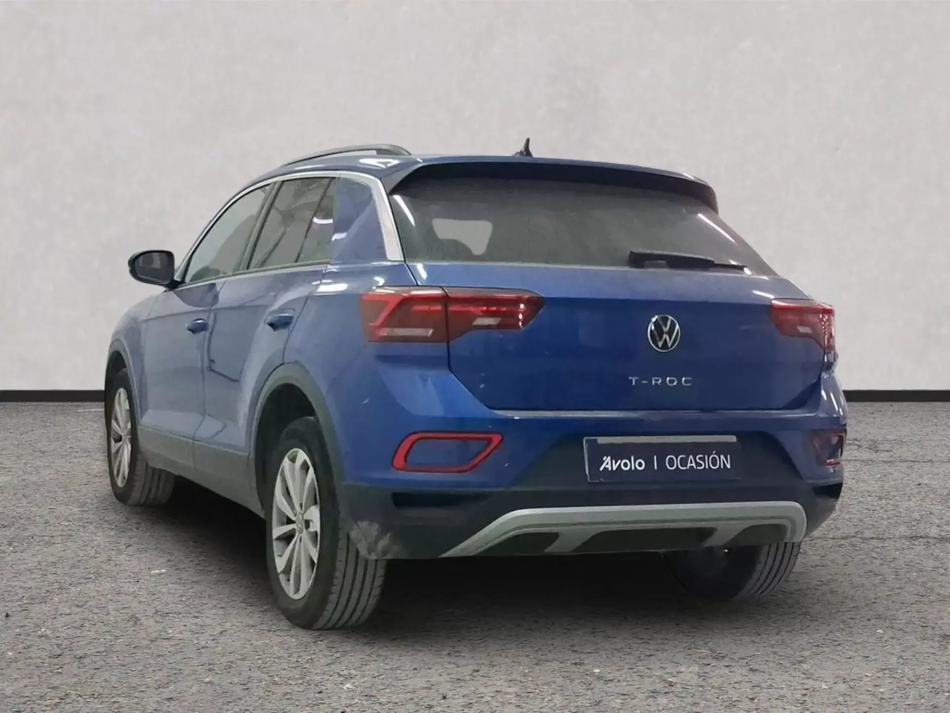 VOLKSWAGEN T-ROC Gasolina 2023 segunda-mano Jaén