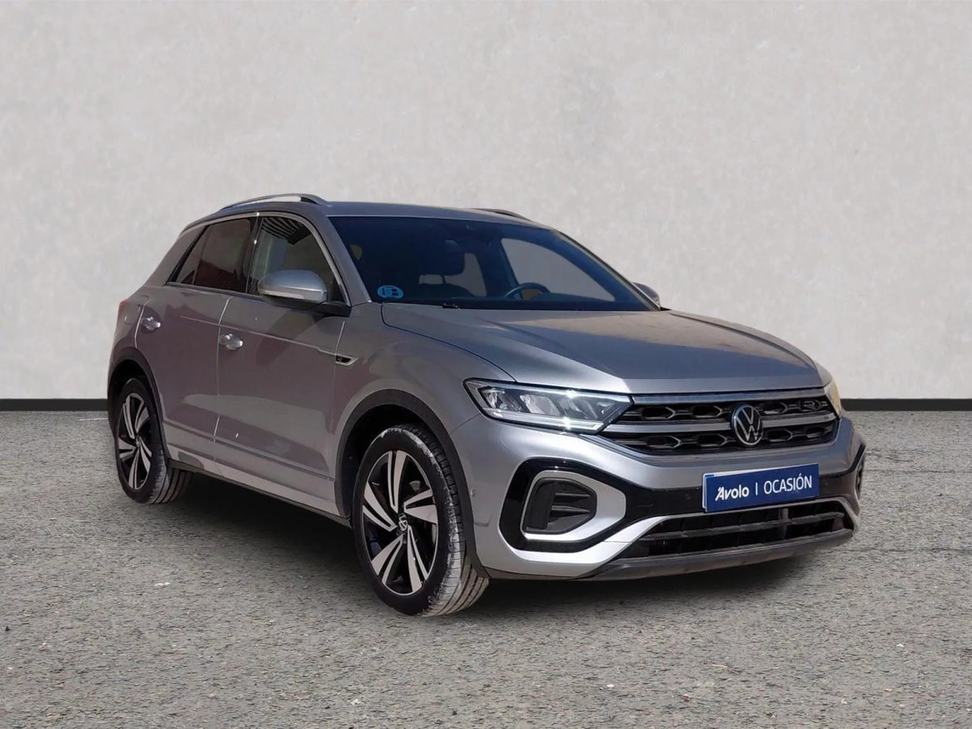 VOLKSWAGEN T-ROC Gasolina 2025 segunda-mano Jaén