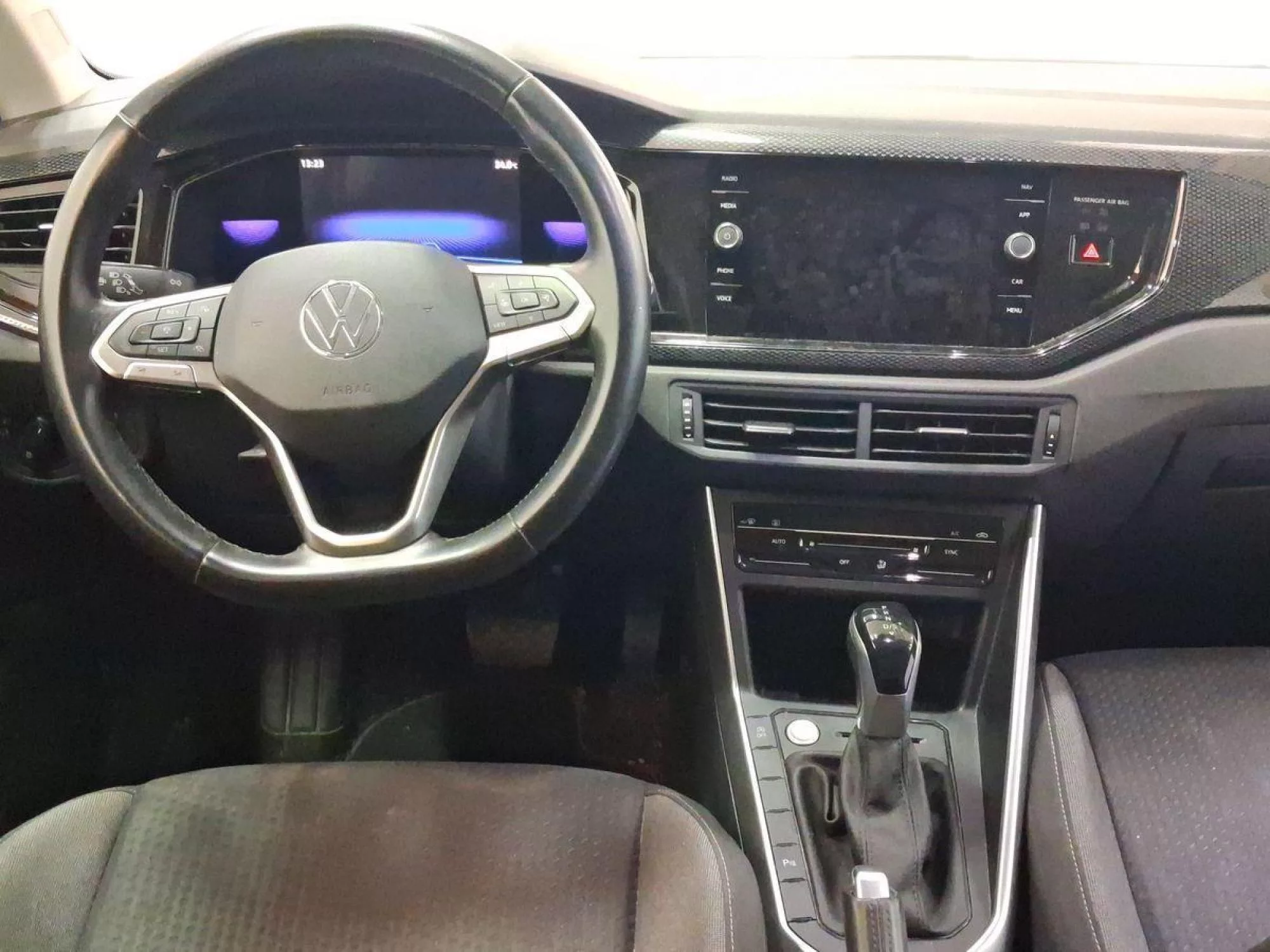 VOLKSWAGEN TAIGO Gasolina 2022 segunda-mano Jaén