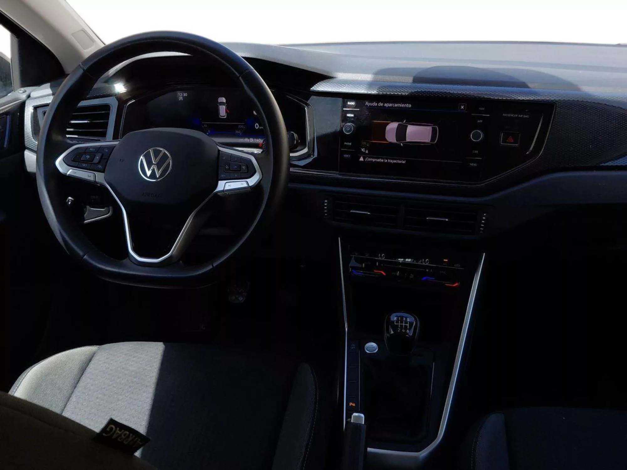 VOLKSWAGEN TAIGO Gasolina 2025 segunda-mano Jaén