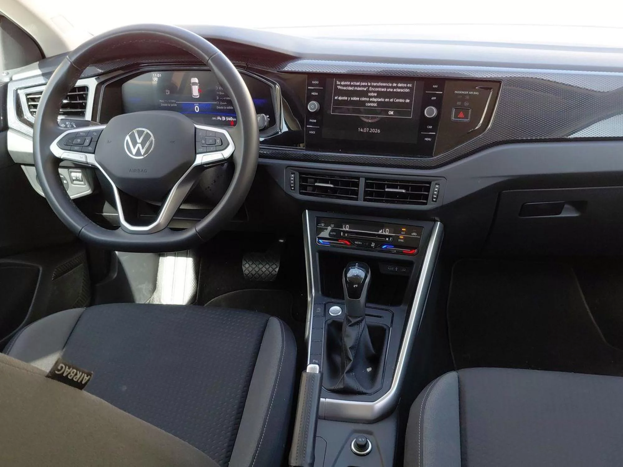 VOLKSWAGEN TAIGO Gasolina 2025 segunda-mano Jaén