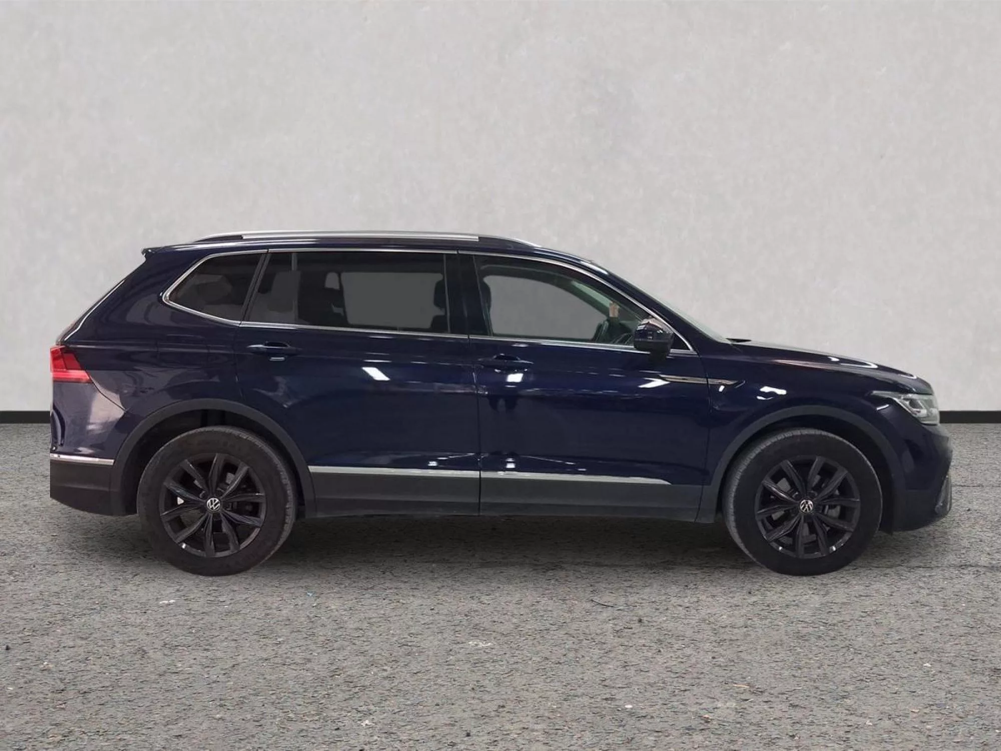 VOLKSWAGEN TIGUAN ALLSPACE Diesel 2024 segunda-mano Jaén