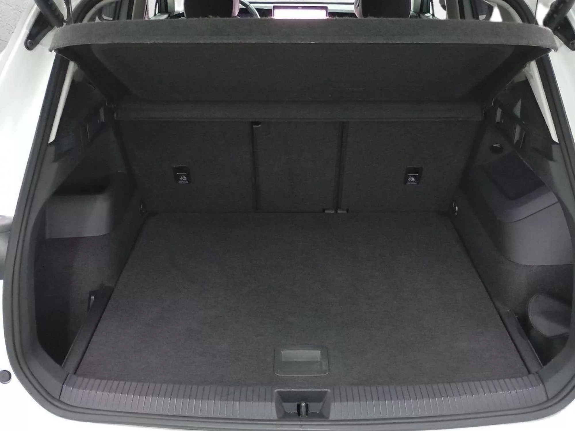 VOLKSWAGEN TIGUAN Diesel 2025 segunda-mano Jaén